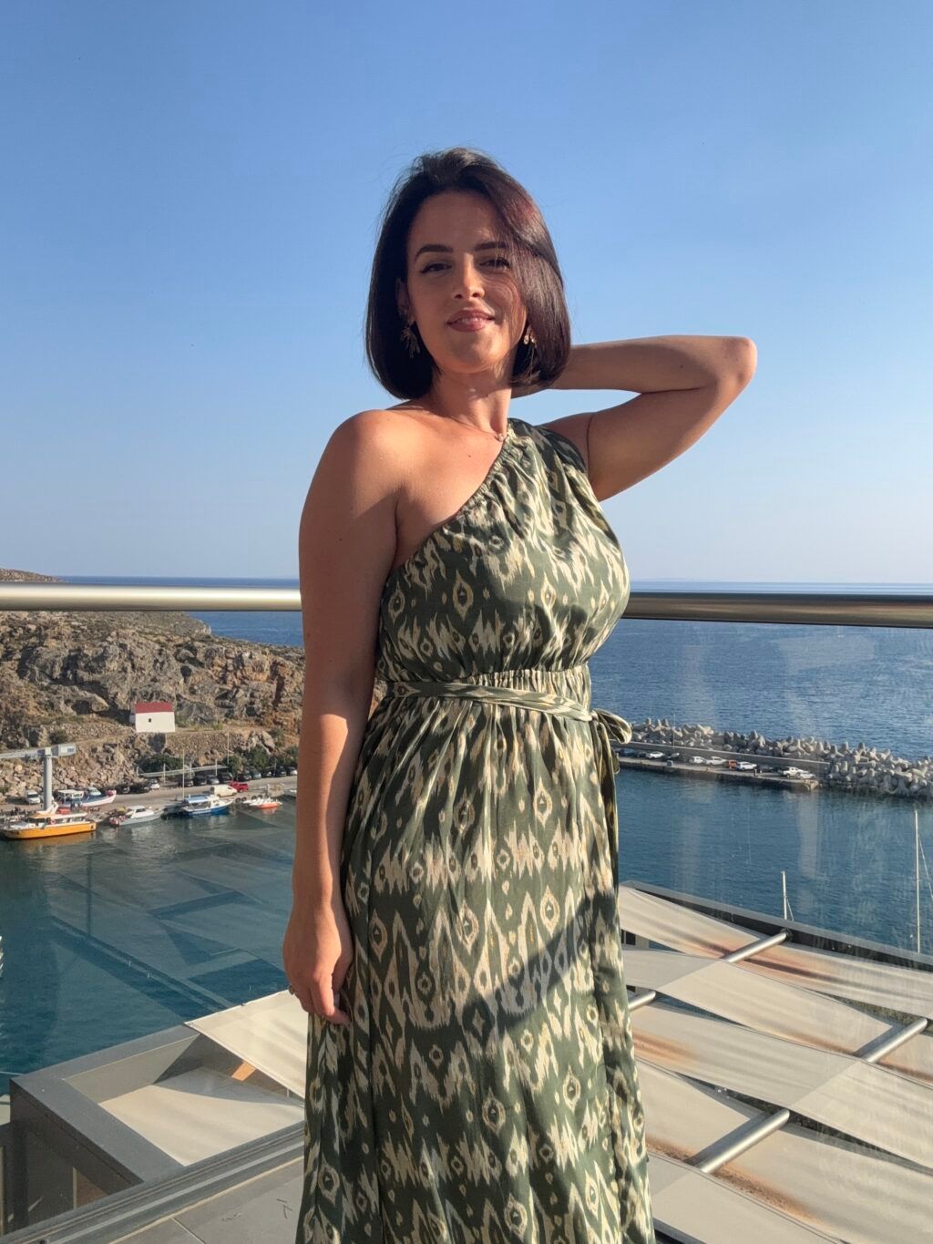 ΑΝΟΙΧΤΟ ΠΡΑΣΙΝΟ ΣΑΤΕΝ ΜΑΧΙ ΦΟΡΕΜΑ ΜΕ ΣΧΕΔΙΟ ΚΑΙ ΕΝΑΝ ΩΜΟ - Image 4