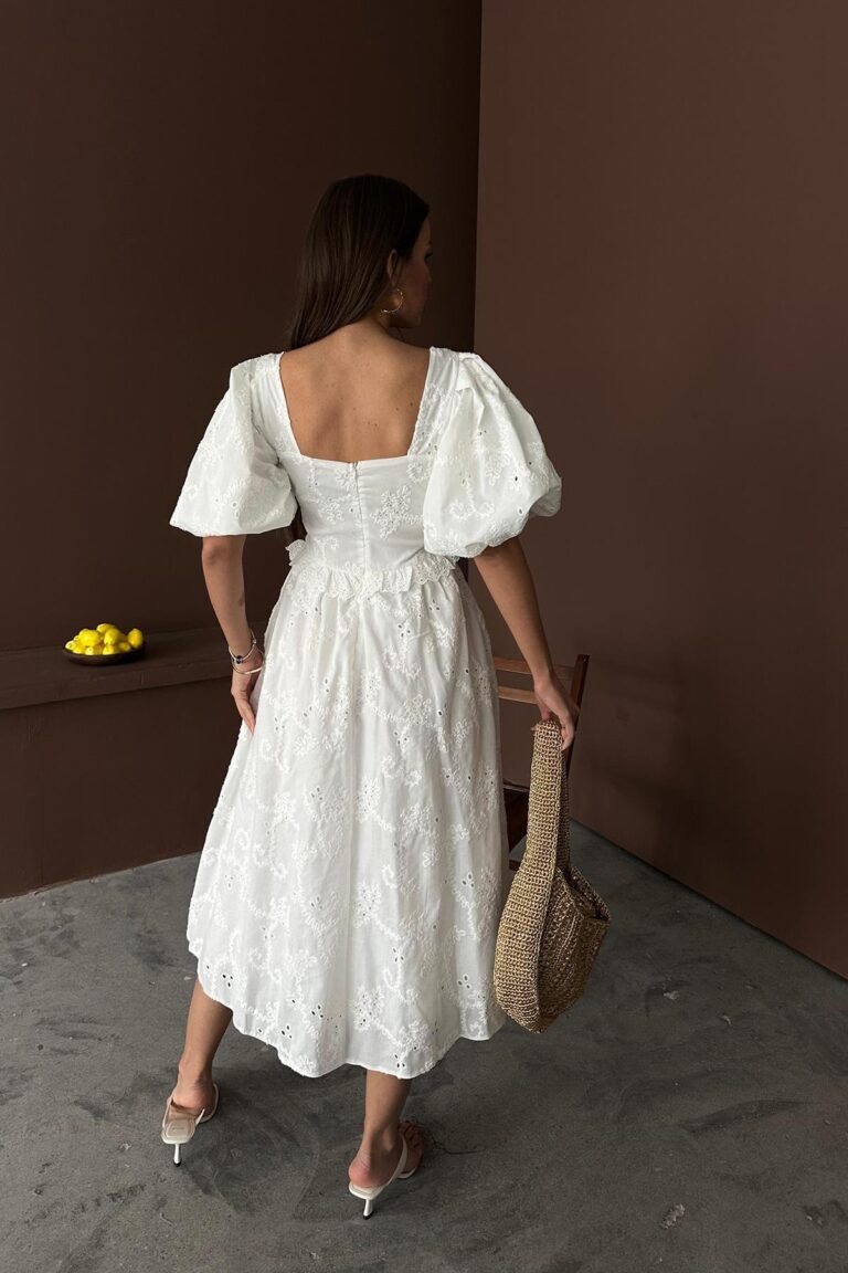 toptan-beyaz-balon-kollu-dantelli-brod-b6-a5d