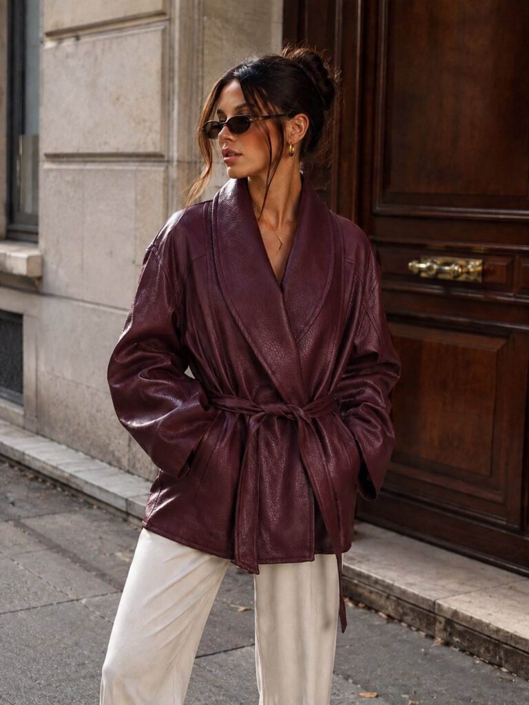 veste-femme-effet-cuir-ceinturee-col-chale-coupe-structuree-esprit-chi_prune_6a9ae15b7c24c